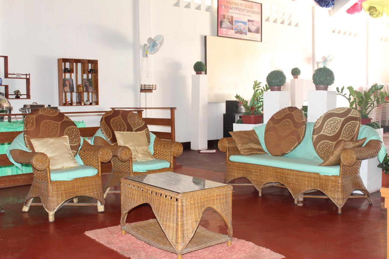 Peria Seafront Pensione Roxas  Exterior photo